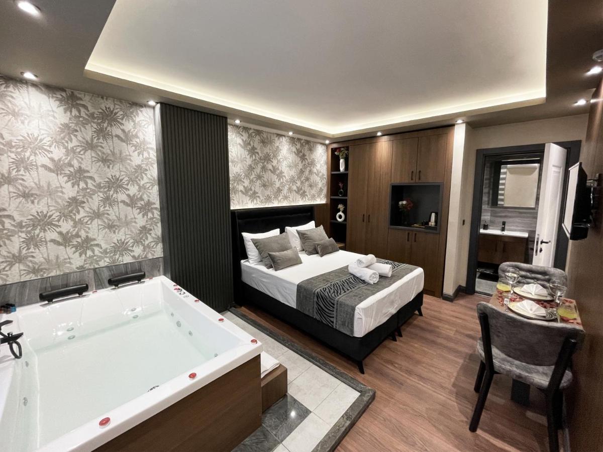Hotel Grand Ueskuedar 3*